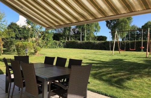 Etables-sur-Mer House | Spacieuse maison typique pour 10 personnes Vue mer plage à 10 minutes à pied- idéale pour des vacances ou un weekend en famille ou entre amis
