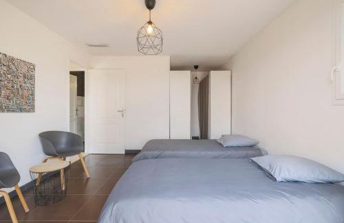 Nice Villa | Spacieuse Villa Niçoise au calme avec piscine