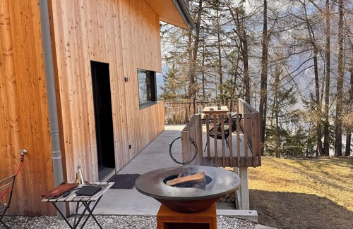 Saint-Pierre-de-Clages Ski Chalet | Spacieux Chalet Neuf Décoré Avec Soins
