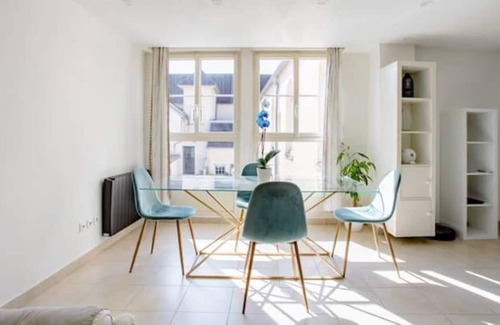 Couilly-Pont-aux-Dames Apartment | Spacieux Duplex à 10 min du Parc Disneyland