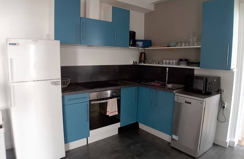 Cherbourg-en-Cotentin Apartment | Spacieux Appartement Idéalement Situé. Animaux de Compagnie Acceptés !