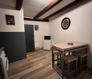 Grandvillars Apartment | Spacieux Logement Grandvillars