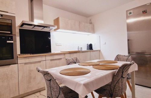 Brotteaux Apartment | Spacieux, lumineux, chic ,60m2 au coeur du Lyon 6ème -Quartier Foch- avec grand balcon