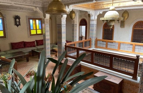 Meknes Medina House | Spacieux Riad Très Bien Situé 400m2 de Terrasse