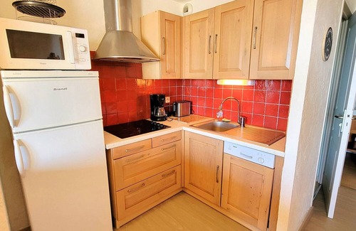 Saint-Michel-de-Chaillol Apartment | Spacious Duplex Apartment for 8/9 with South-Facing Terrace, Free Wi-Fi, Pet-Friendly