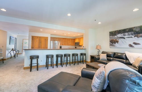 Mountain Village Condo | Spacious 1 BDR Mountain Village Condo