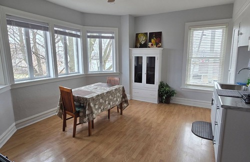 Rockford Apartment | Spacious 1-bedroom apartment with fitness room, WiFi in pleasant Rockford