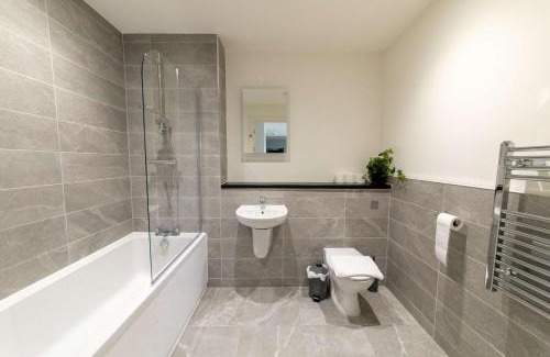 Vauxhall Apartment | Spacious 1 Bedroom Apartment in Central Liverpool