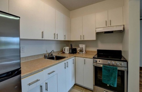 Laval Apartment | Spacious 1 bedroom, with balcony, Laval, all incl