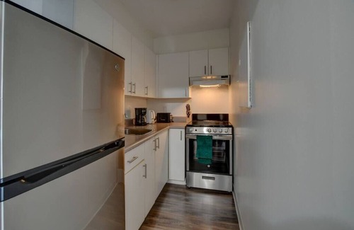 Laval Apartment | Spacious 1 bedroom, with balcony, Laval, all incl