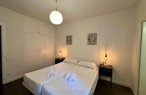 Sant Gervasi – la Bonanova Apartment | Spacious 1 br home in Bonanova