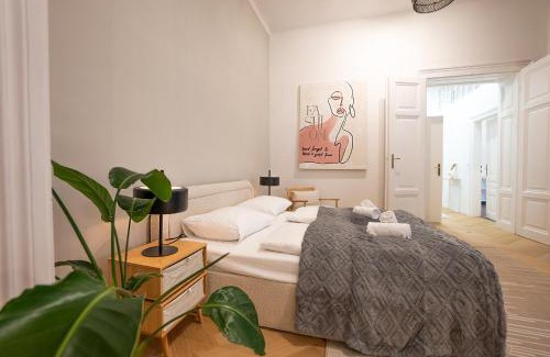 Roßau Apartment | Spacious 110м2 flat in the city center
