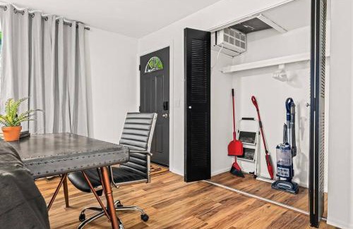 Royal Oak Apartment | Spacious 1BR Flat near Downtown Royal Oak