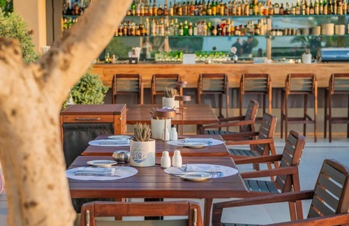 Vouliagmeni Apartment | Spacious 1BR Suite near Apollonies Beach Voulas