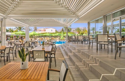 Vouliagmeni Apartment | Spacious 1BR Suite near Apollonies Beach Voulas