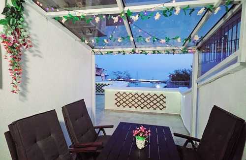 Balchik Apartment | Spacious 2-bed apartment on the beach & a Sea-view large terrace