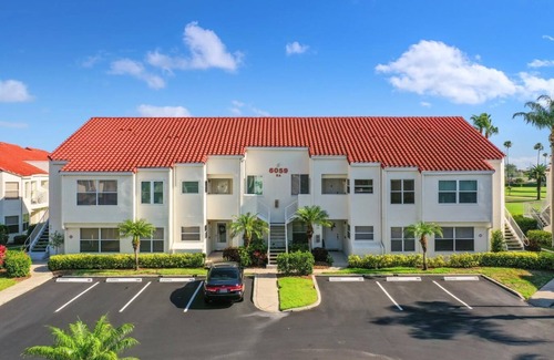 Palma del Mar Condo | Spacious 2 bedroom 2 bathroom condo with pool