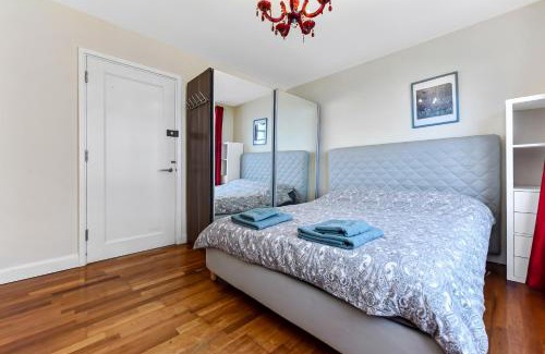 Ealing Apartment | Spacious 2 Bedroom Apartment in Ealing Broadway