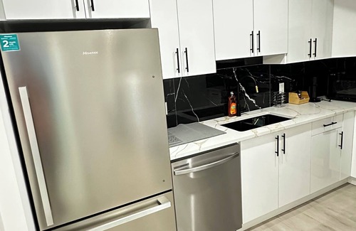 Northeast Edmonton House | Spacious 2-bedroom Basement Hotel Style Unit A in Edmonton