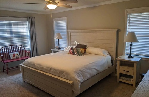 Calhoun Condo | Spacious 2 bedroom condo with garage and private patio, quiet end unit