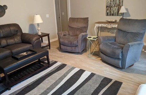 Calhoun Condo | Spacious 2 bedroom condo with garage and private patio, quiet end unit