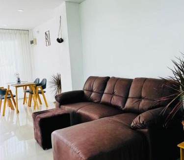 Hin Hong House | Spacious 2 bedroom house in Hin Kong