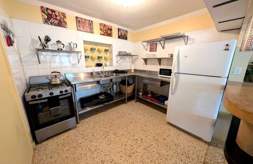 Esperanza Apartment | Spacious 2 Bedroom in Esperanza
