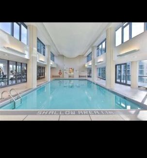 Fort York Apartment | Spacious 2 Bedroom plus Den, 2 Bath, Sleeps 5 with Balcony and Lakeview Downtown Toronto Condo