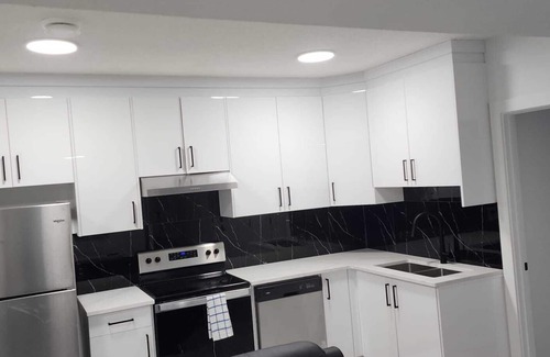 Northeast Edmonton House | Spacious 2 Bedroom Suite in Edmonton, Canada
