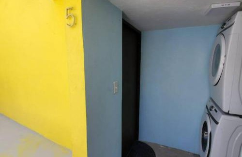 San Juan Apartment | Spacious 2 BR, fully equipped kitchen close to Ferry, Unit 5