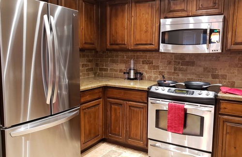 Paradise Valley Village House | Spacious 2-storied home with private pool