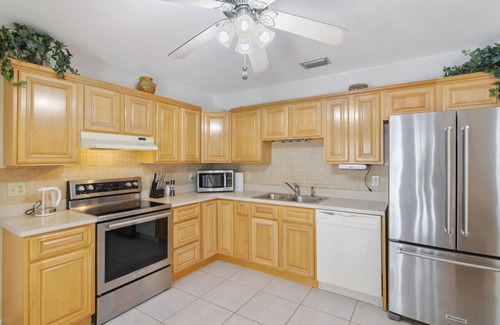 Greater Northdale House | Spacious 2 Story - Pool - Game Room - Tampa
