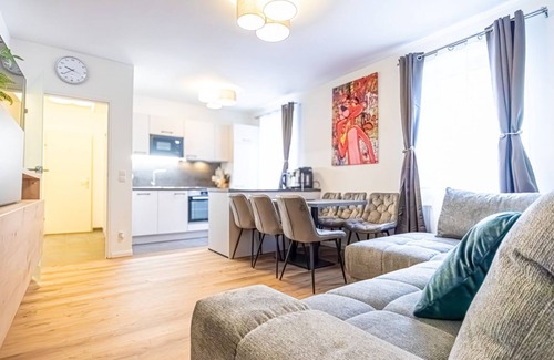 Vienna Apartment | Spacious 2BR and 1LR Apartment, Around Donaustadt