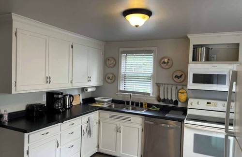 Fargo Apartment | Spacious 2BR Apt in the Heart of Fargo