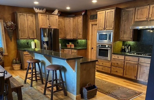 Tahoe Island House | Spacious 3,025 s/f Family Home