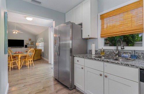 Cocoa Beach House | Spacious 3/2 Townhouse in Cocoa Beach