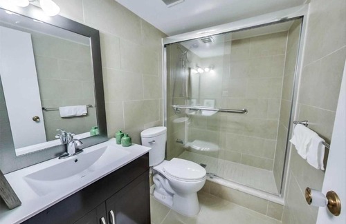 Markland Wood Apartment | Spacious 3 Bdr, 2 Full-Bath, 2 Balcony Condo with amenities