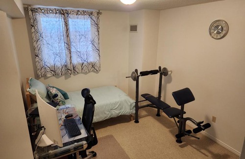 Markland Wood Apartment | Spacious 3 Bdr, 2 Full-Bath, 2 Balcony Condo with amenities