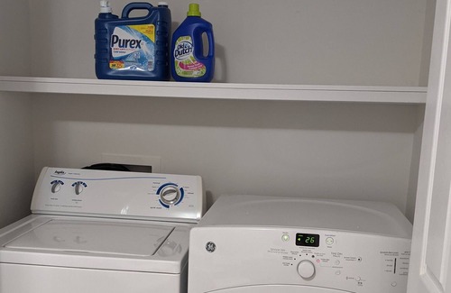 Lachine Apartment | Spacious 3 BDR, apartment , FREE parkin 299017g CITQ