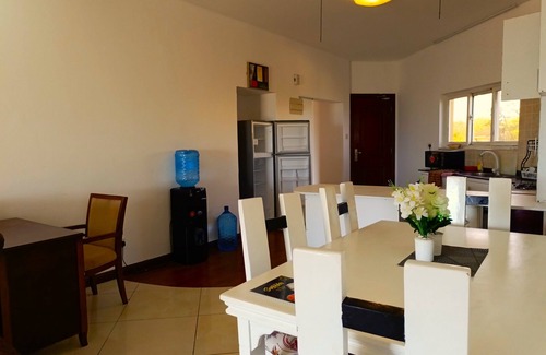 Bamburi Apartment | Spacious 3-bdrm Beachfront Apt in Shanzu,Mombasa with a Jaccuzzi, Bar&restaurant