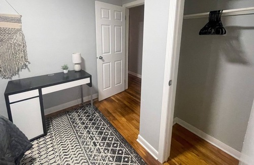 Cedar Rapids - Iowa City House | Spacious 3 bed 2 bath w/Basement yard and Office!