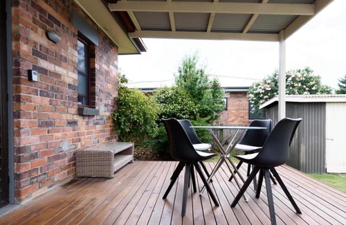 Newstead House | Spacious 3-Bed Mins from City Centre