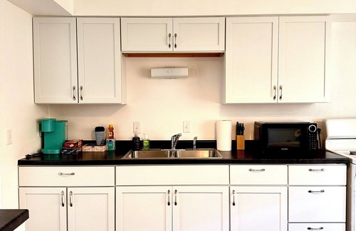 Menomonee Falls Apartment | Spacious 3-bedroom with WiFi and AC in tranquil Menomonee Falls