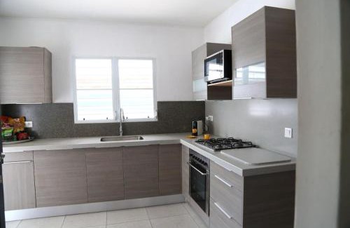 Marigot House | Spacious 3 Bedroom 2 Bathroom Marigot Home