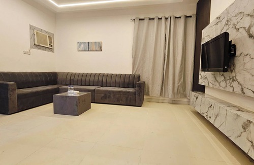Salalah House | Spacious 3-bedroom apartment with AC, WiFi in the Salalah down twon
