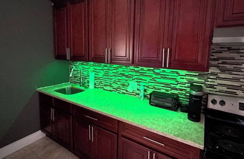Queens Apartment | Spacious 3-bedroom apartment in cool Queens with WiFi, AC