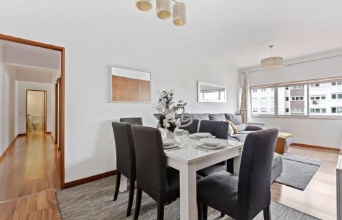 Benfica Apartment | Spacious 3 Bedroom Apartment in Lisbon