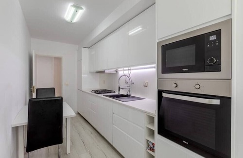 Santa Clara Condo | Spacious 3-bedroom condo in Lisbon