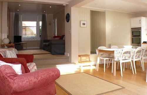 Whitstable House | Spacious 3 bedroom cottage near the beach