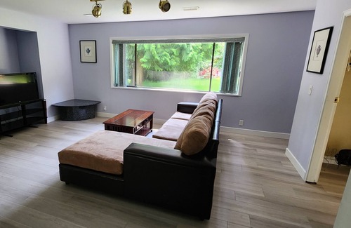 Gibsons House | Spacious 3 bedroom house
